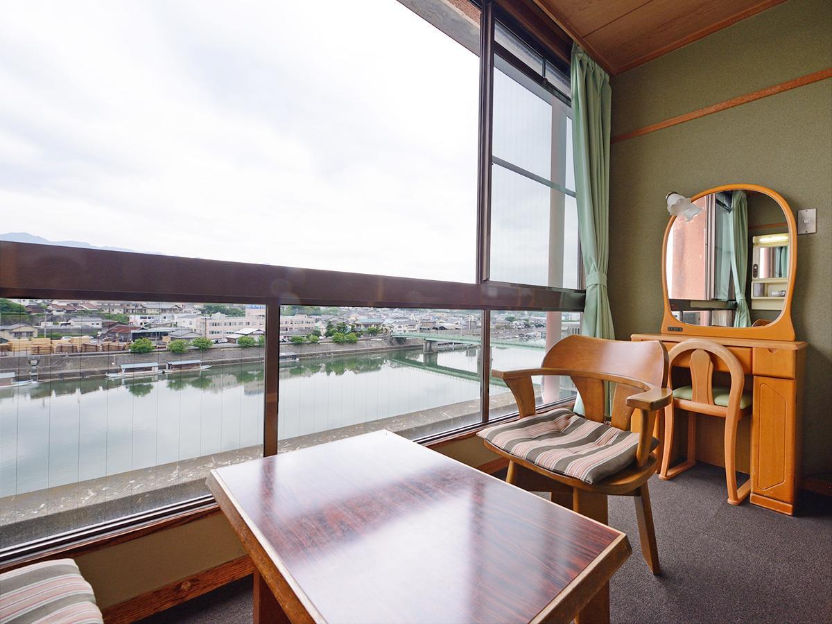Riverside Hotel Sansuikan Hita Exteriör bild